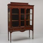 1096 1377 DISPLAY CABINET